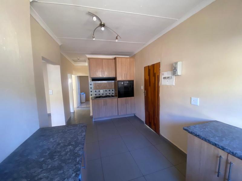 To Let 4 Bedroom Property for Rent in Kathu Northern Cape